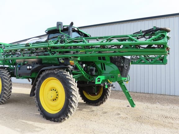 Image of John Deere 616R equipment image 3