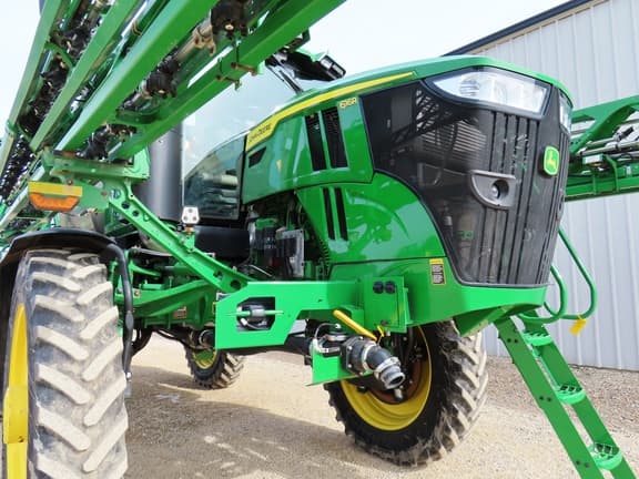 Image of John Deere 616R equipment image 4
