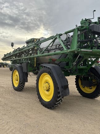 Image of John Deere 616R equipment image 2