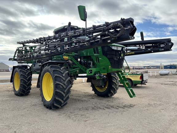 Image of John Deere 616R equipment image 3