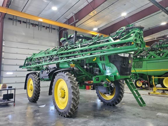 Image of John Deere 616R Primary image