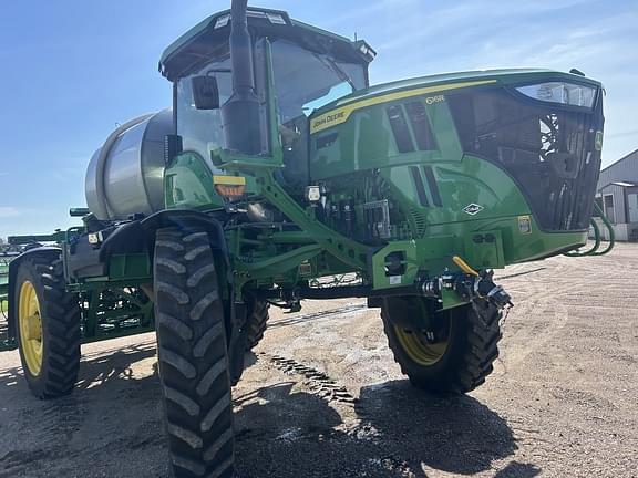 Image of John Deere 616R equipment image 2