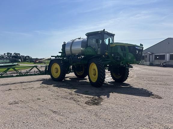 Image of John Deere 616R equipment image 1