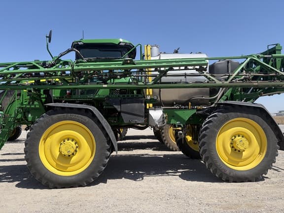 Image of John Deere 616R equipment image 2