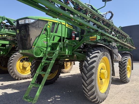 Image of John Deere 616R equipment image 1