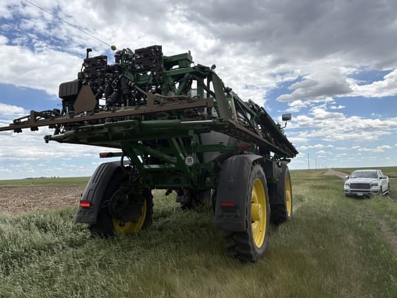Image of John Deere 616R equipment image 3