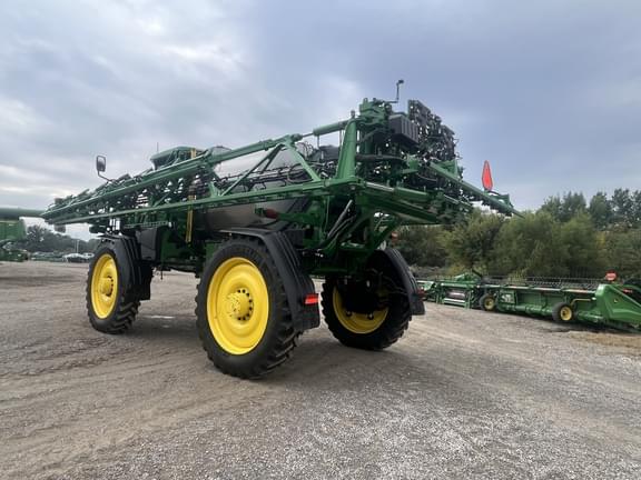 Image of John Deere 616R equipment image 3