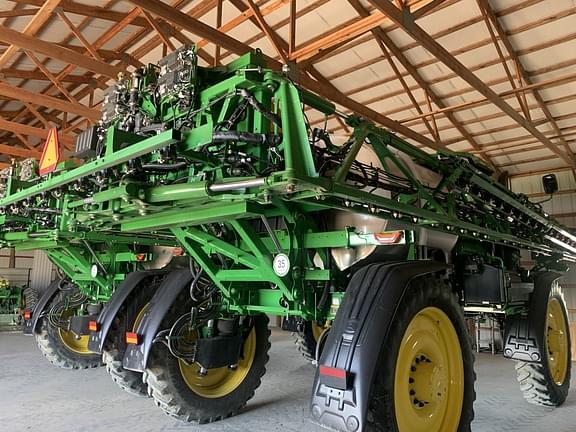Image of John Deere 616R equipment image 2