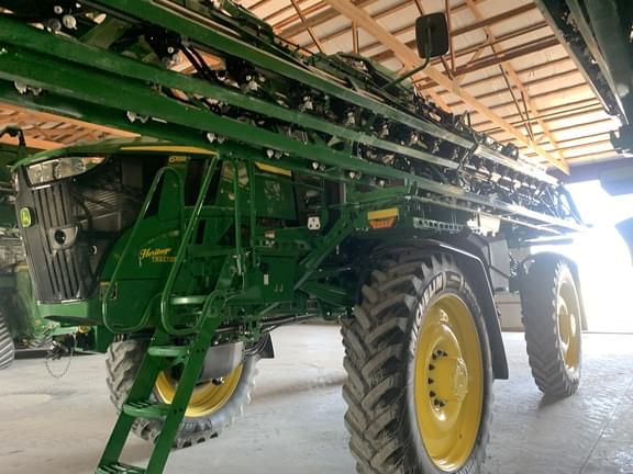 Image of John Deere 616R Primary image
