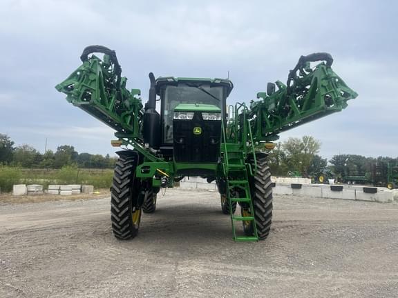 Image of John Deere 616R equipment image 1