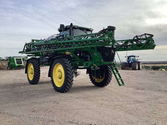 Image of John Deere 616R equipment image 4