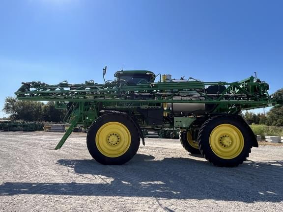 Image of John Deere 616R equipment image 4