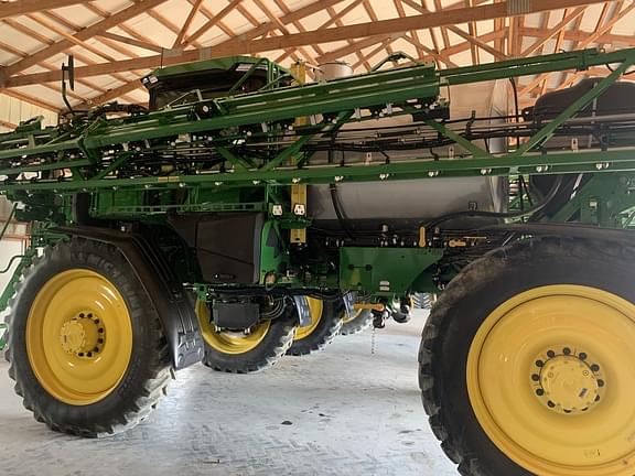 Image of John Deere 616R equipment image 4