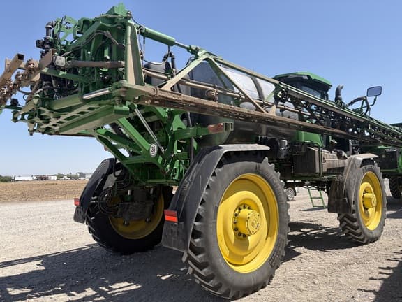 Image of John Deere 616R equipment image 4