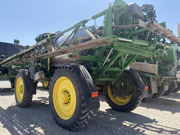 Image of John Deere 616R equipment image 3
