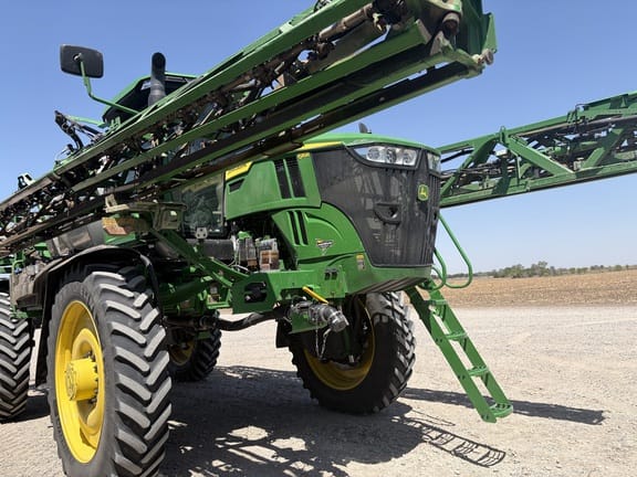 2025 John Deere 616R Equipment Image0
