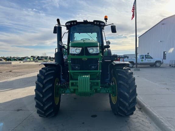 Image of John Deere 6175M equipment image 1