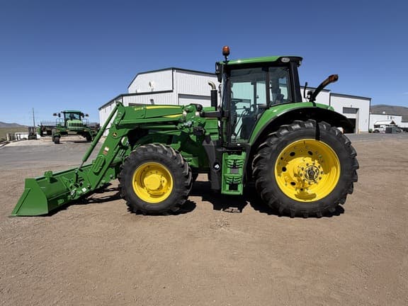 Image of John Deere 640R equipment image 3