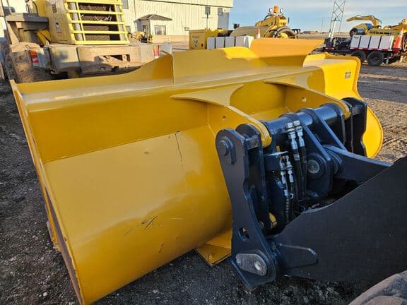 Image of John Deere 644P equipment image 4