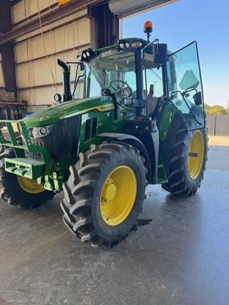 Image of John Deere 6M 105 equipment image 1