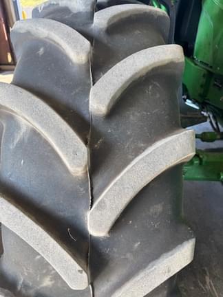 Image of John Deere 6M 105 equipment image 4