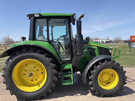 Image of John Deere 6M 115 equipment image 2