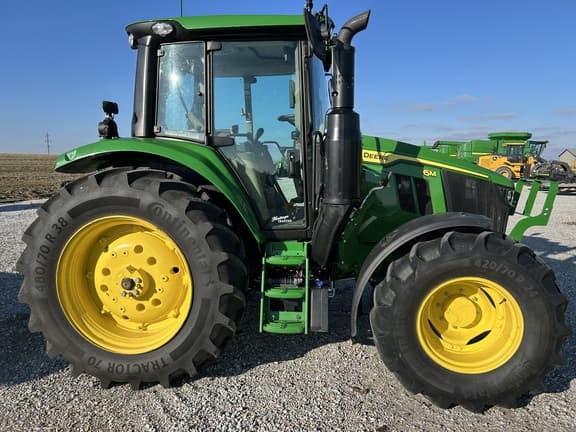 Image of John Deere 6M 125 equipment image 3