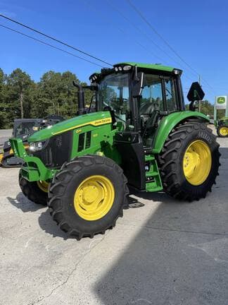 Image of John Deere 6M 125 equipment image 2