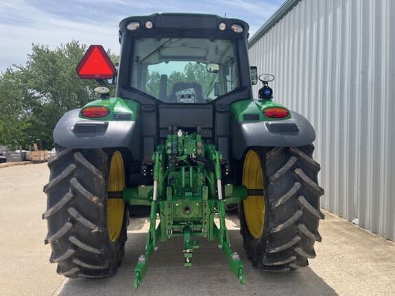 Image of John Deere 6M 125 equipment image 3
