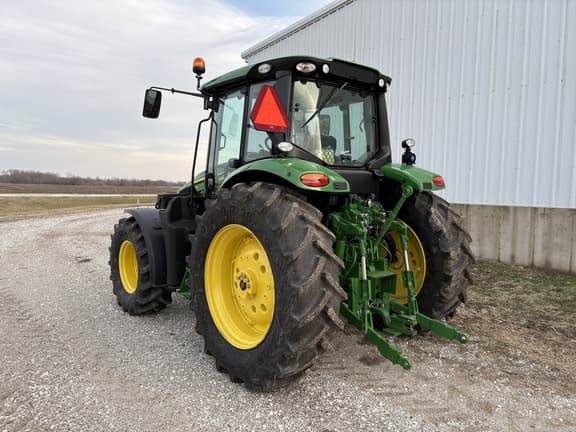 Image of John Deere 6M 125 equipment image 2