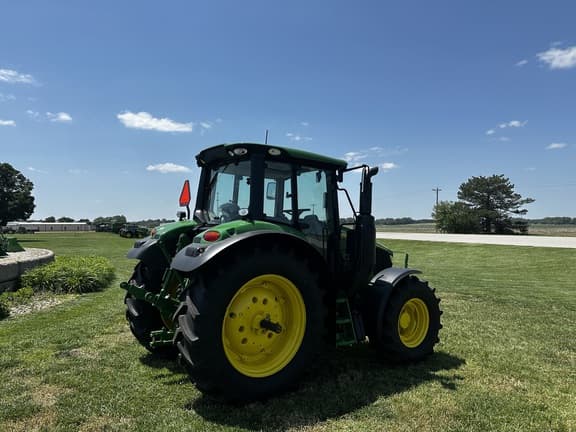 Image of John Deere 6M 125 equipment image 4
