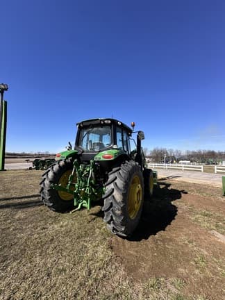 Image of John Deere 6M 130 equipment image 4