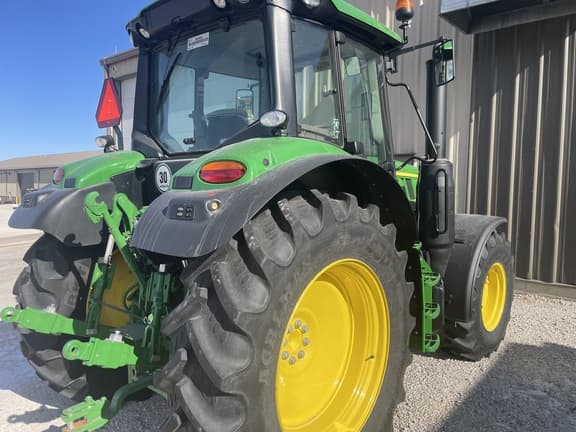 Image of John Deere 6M 130 equipment image 3