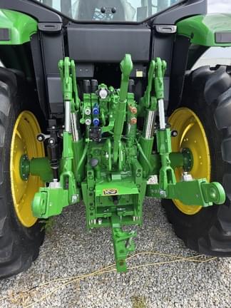 Image of John Deere 6M 130 equipment image 3