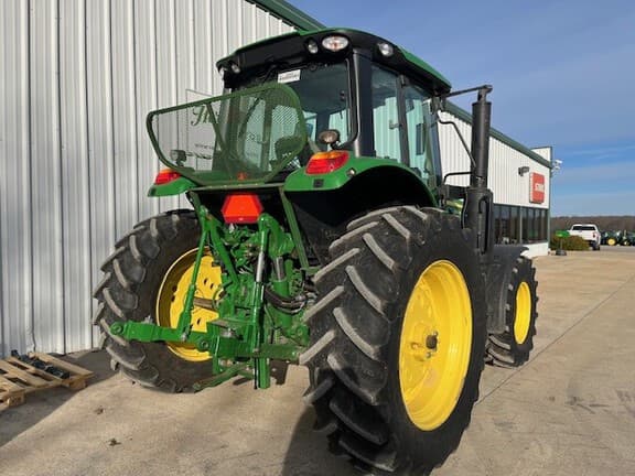 Image of John Deere 6M 130 equipment image 4