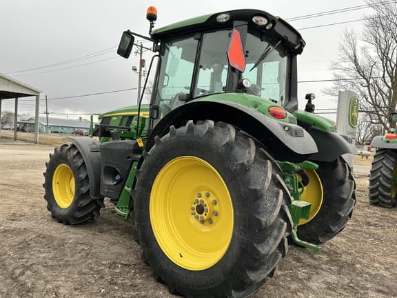 Image of John Deere 6M 130 equipment image 2