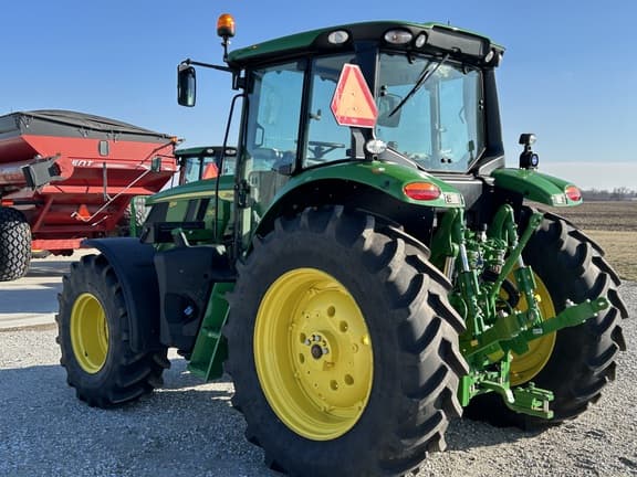 Image of John Deere 6M 130 equipment image 2