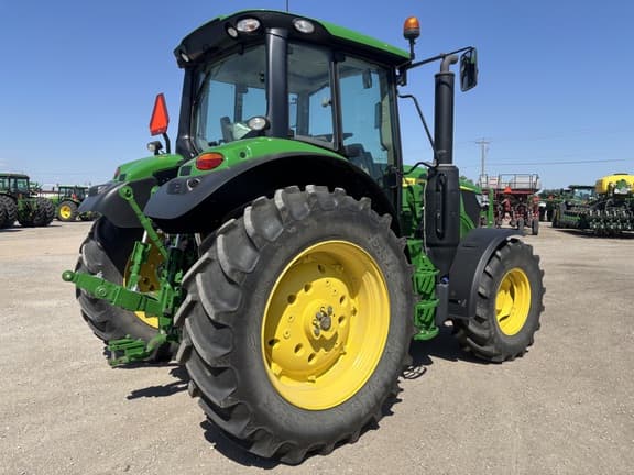 Image of John Deere 6M 130 equipment image 4