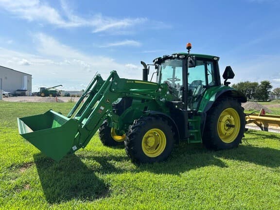Image of John Deere 6M 140 equipment image 4