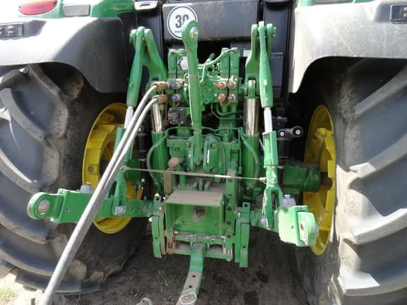 Image of John Deere 6M 145 equipment image 4