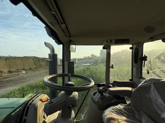 Image of John Deere 6M 145 equipment image 4