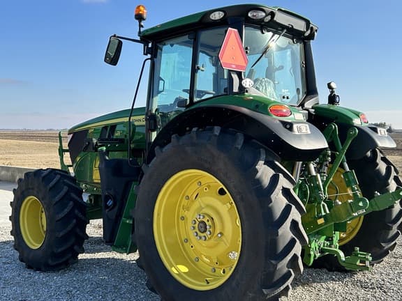 Image of John Deere 6M 145 equipment image 2