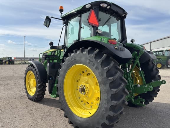Image of John Deere 6M 155 equipment image 2