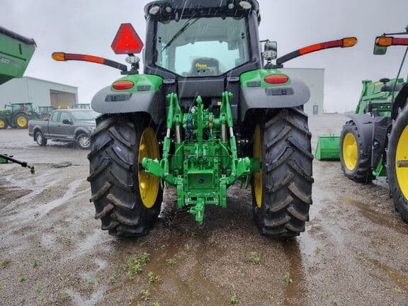 Image of John Deere 6M 155 equipment image 2