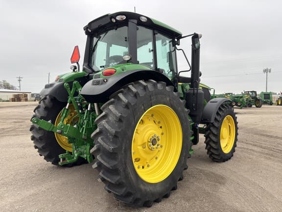 Image of John Deere 6M 155 equipment image 4