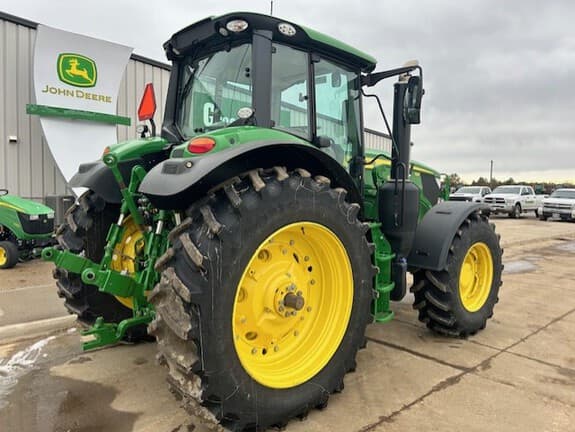 Image of John Deere 6M 155 equipment image 1
