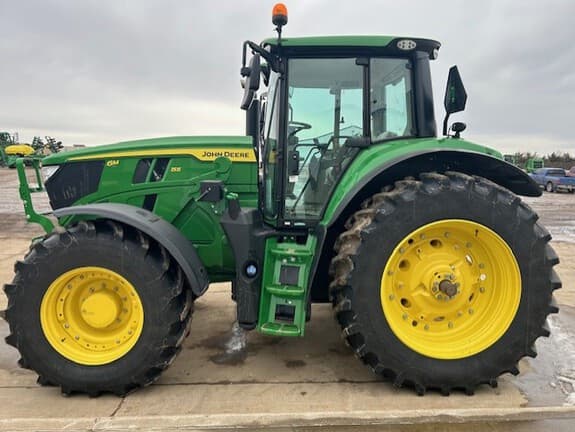 Image of John Deere 6M 155 equipment image 2