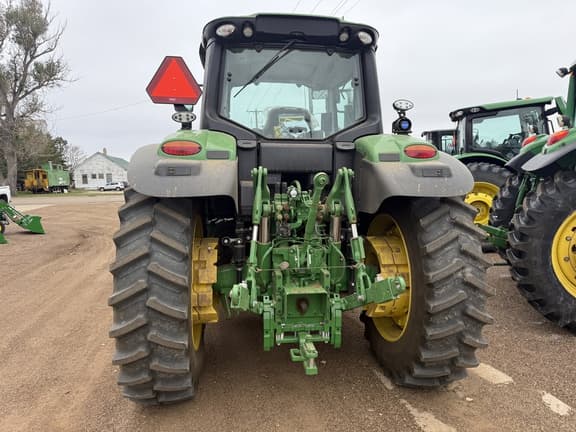 Image of John Deere 6M 155 equipment image 4