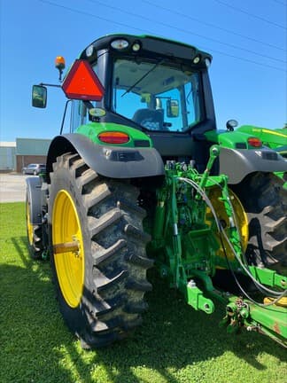 Image of John Deere 6M 155 equipment image 4