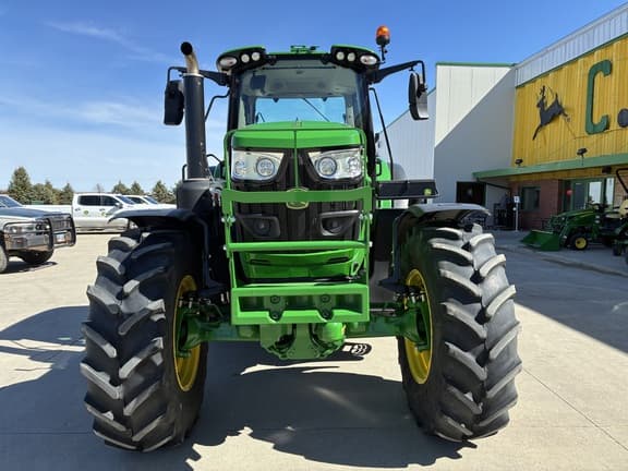 Image of John Deere 6M 155 equipment image 2